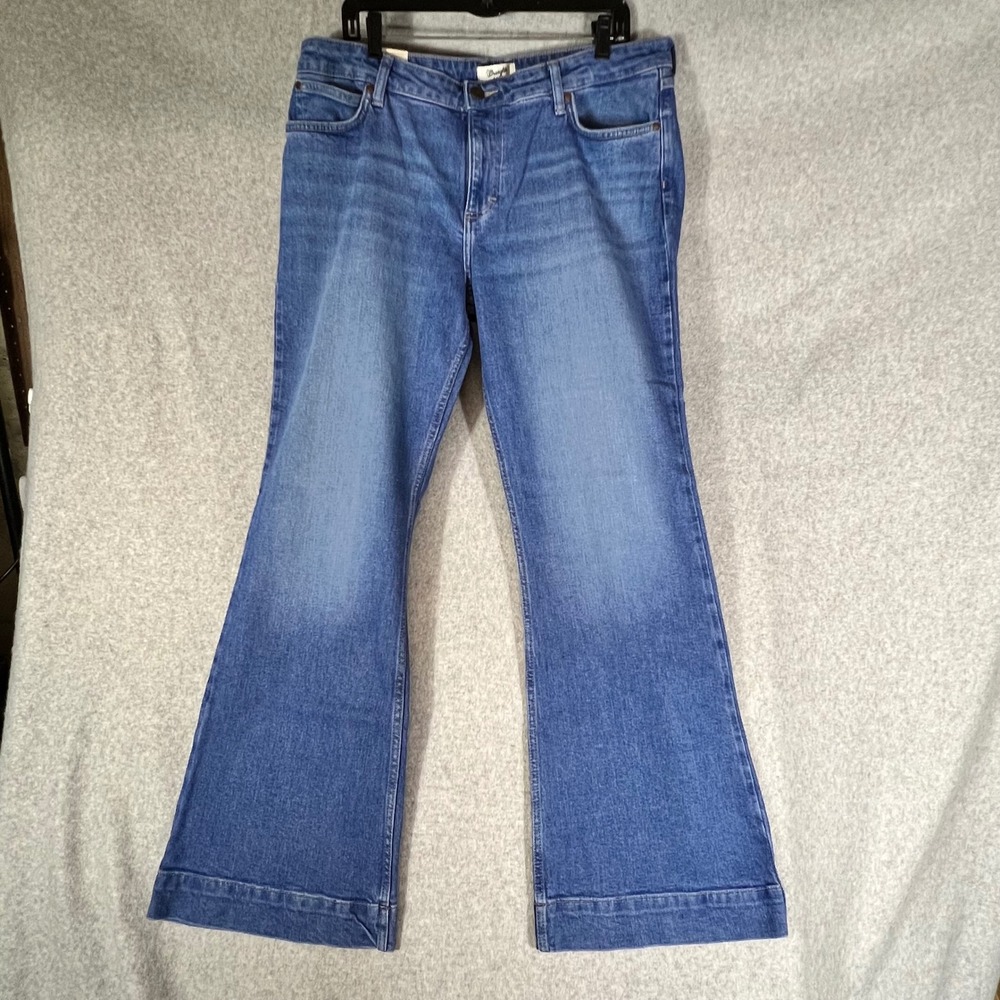 Wrangler Retro Indigo Wide Leg Jeans with Leather Patch - Picture 2 of 11